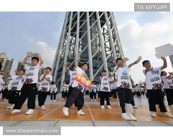 上海街舞团队协作的艺术与挑战探索之旅 上海街舞团队协作的艺术与挑战探索之旅