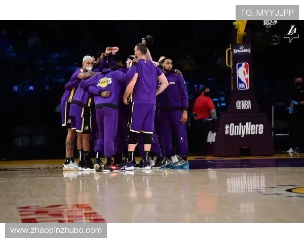 EDG在城市赛中以85分稳居积分榜首位，其他战队紧追不舍