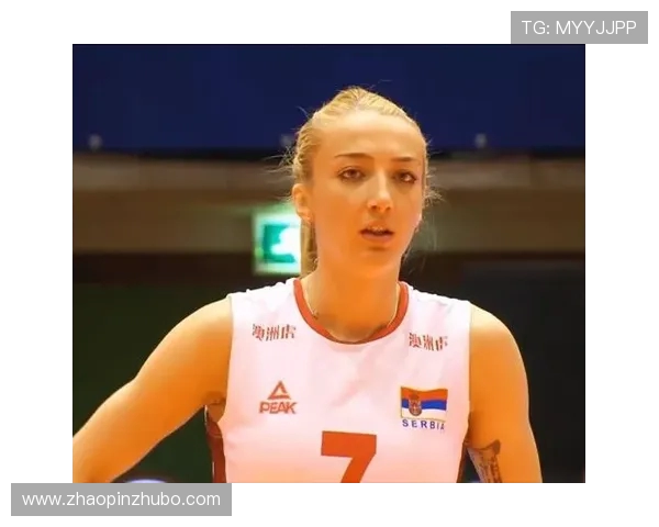 2018年蓝队对阵塞尔维亚的精彩对决回顾与分析