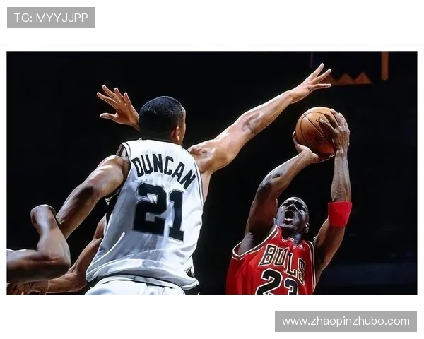 乔丹克拉克森的篮球之路与成就探索：从新秀到全明星的蜕变历程