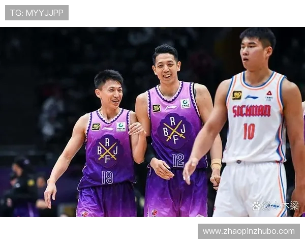 刘晓宇的篮球之路：从青涩少年到职业赛场的辉煌历程与心路历程