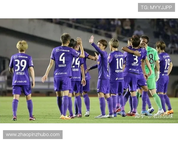 圣塔菲与阿利安萨的精彩对决分析及赛季前景展望