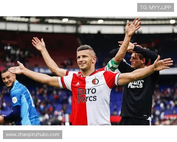 矿工队与费耶诺德的激烈对决揭示足球战术与团队精神的较量