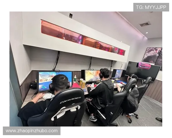 白帽战队在多伦多的精彩对决揭示电竞新格局与未来发展潜力 白帽战队在多伦多的精彩对决揭示电竞新格局与未来发展潜力