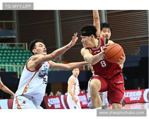 南京篮球队在篮球节奏排行榜中荣登第十名展现出色竞技实力与团队合作精神 南京篮球队在篮球节奏排行榜中荣登第十名展现出色竞技实力与团队合作精神